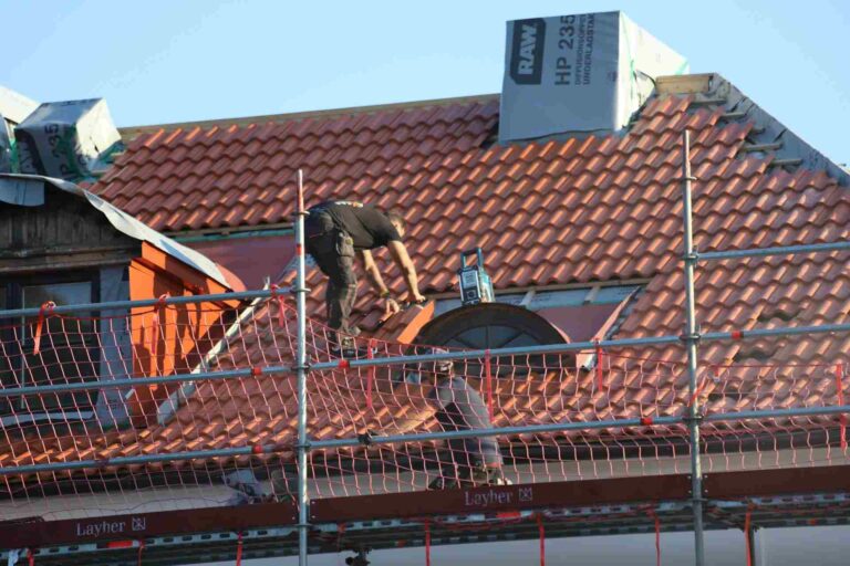 Comprehensive Guide to Roofing Materials