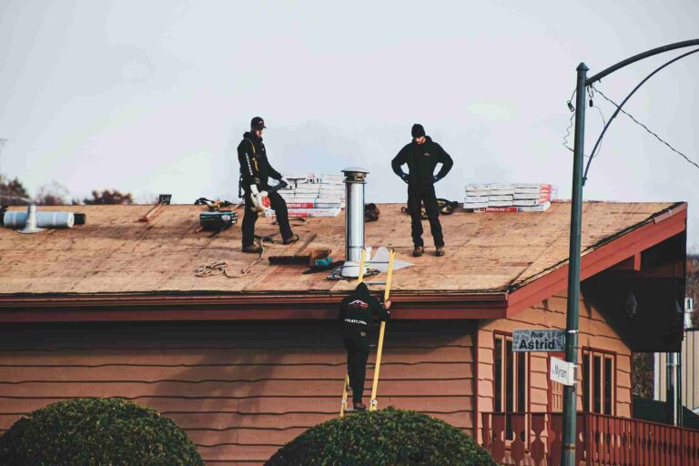 Complete Guide to Roof Replacement for Homeowners