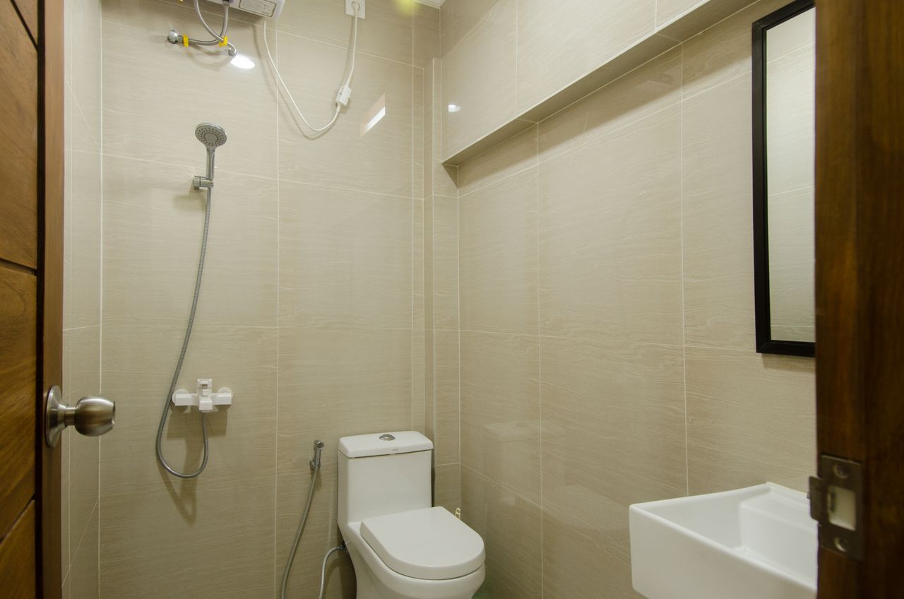 How to Plan a Bathroom Update Around Your Water Heater